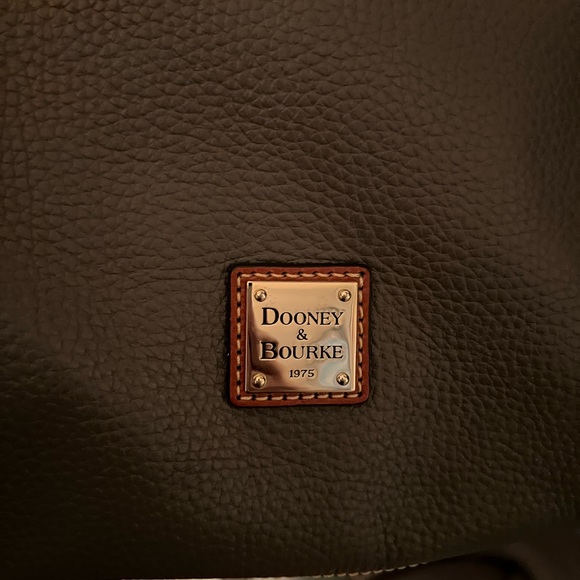 EUC DOONEY & BOURKE CROSSBODY - Picture 4 of 8